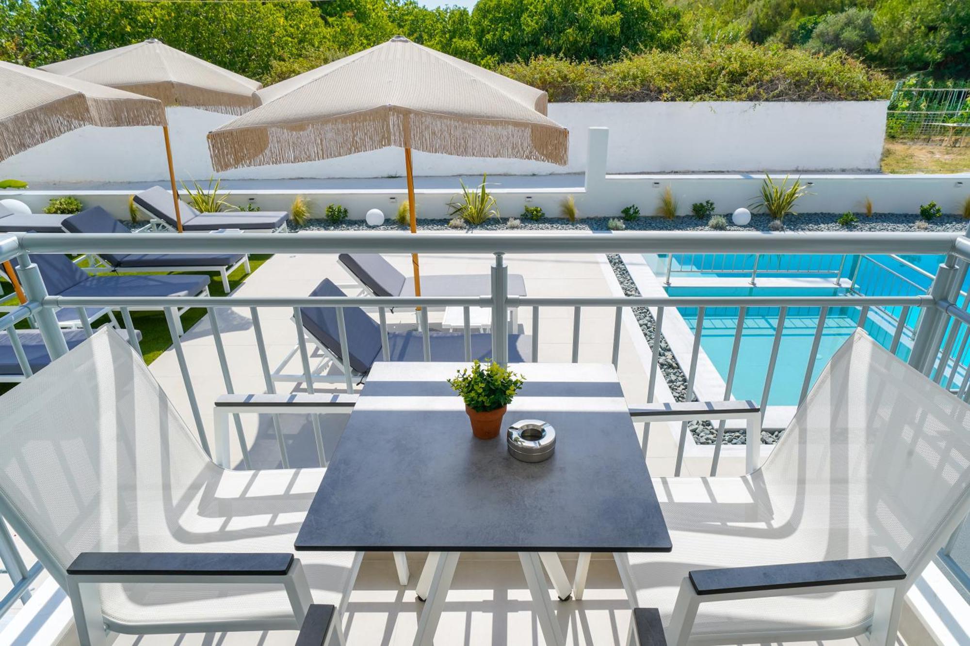 Sourinis Luxury Suites Limenaria  Extérieur photo